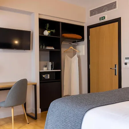 L'avventura Hotel 2*